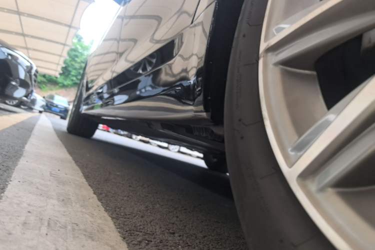 Used BMW 5 Series 2018 528Li Launch Special Edition Left Side Sill
