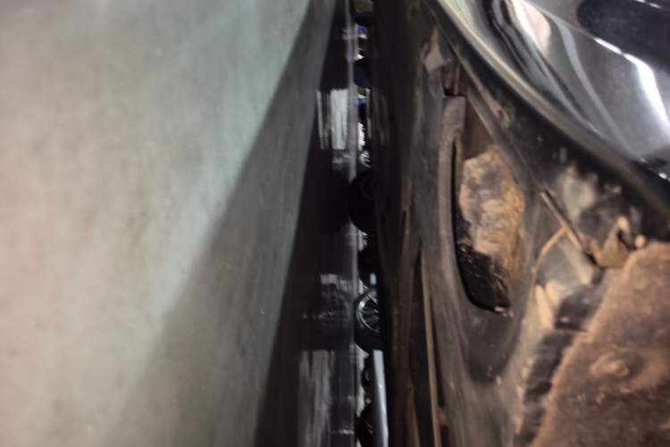 Used BMW 5 Series 2018 525Li Luxury Package Left Side Sill