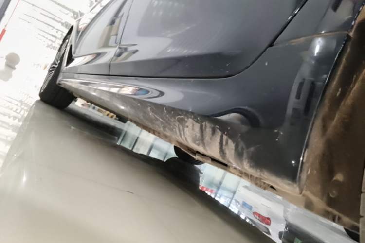 Used BMW 5 Series 2018 Restyled 530Li Leading Edition M Sport Package Left Side Sill