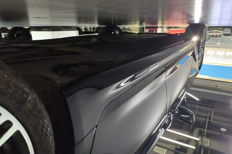 Used BMW 5 Series 2018 Restyled 530Li Leading Edition M Sport Package Left Side Sill