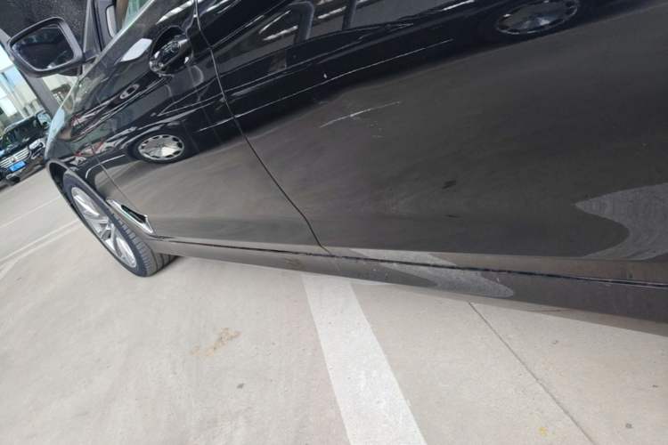 Used BMW 5 Series 2018 528Li Launch Special Edition Left Side Sill