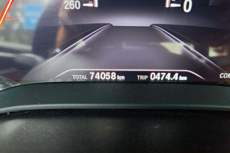 Used BMW 5 Series 2018 Facelifted 530Li xDrive M Sport Package Odometer Close Up
