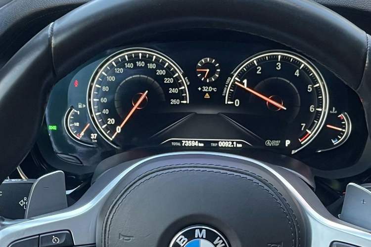 Used BMW 5 Series 2018 Restyled 530Li Luxury Edition M Sport Package Odometer Close Up