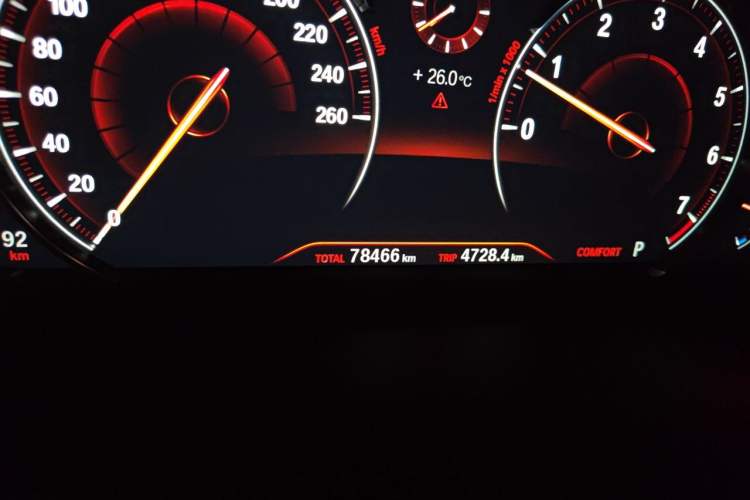 Used BMW 5 Series 2018 Revised Version 530Li Leading Edition Luxury Package Odometer Close Up
