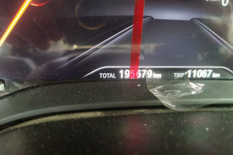 Used BMW 5 Series 2018 525Li Luxury Package Odometer Close Up