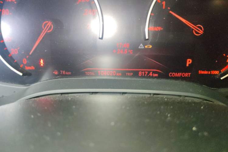 Used BMW 5 Series 2018 528Li Launch Special Edition Odometer Close Up
