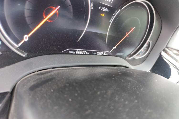 Used BMW 5 Series 2018 525Li M Sport Package Odometer Close Up