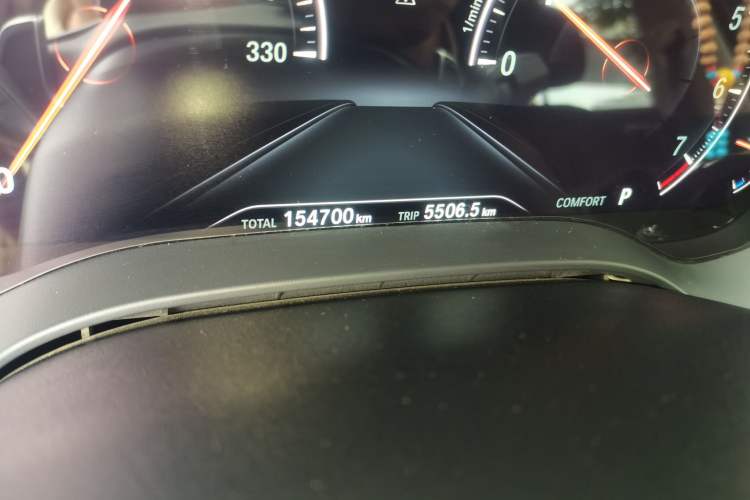 Used BMW 5 Series 2018 Revised Version 530Li Leading Edition Luxury Package Odometer Close Up