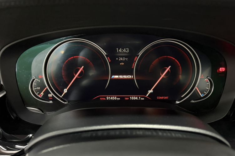 Used BMW 5 Series 2018 525Li M Sport Package Odometer Close Up