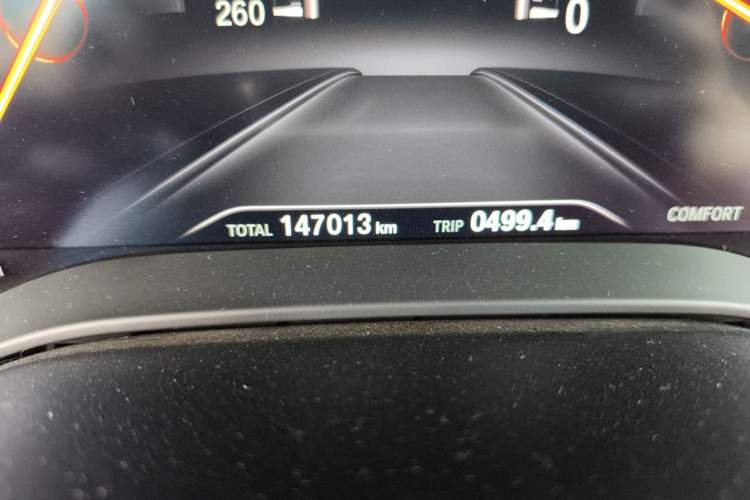 Used BMW 5 Series 2018 530Li Luxury Edition Premium Package Odometer Close Up