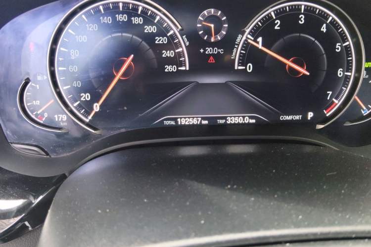 Used BMW 5 Series 2018 525Li M Sport Package Odometer Close Up