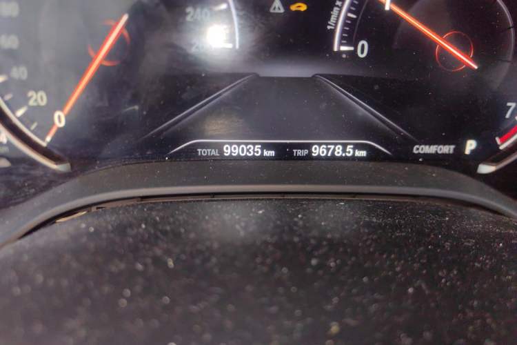 Used BMW 5 Series 2018 Restyled 530Li Leading Edition M Sport Package Odometer Close Up