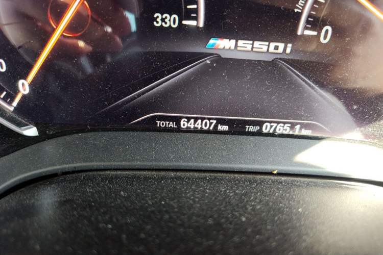 Used BMW 5 Series 2018 Restyled 530Li Leading Edition M Sport Package Odometer Close Up