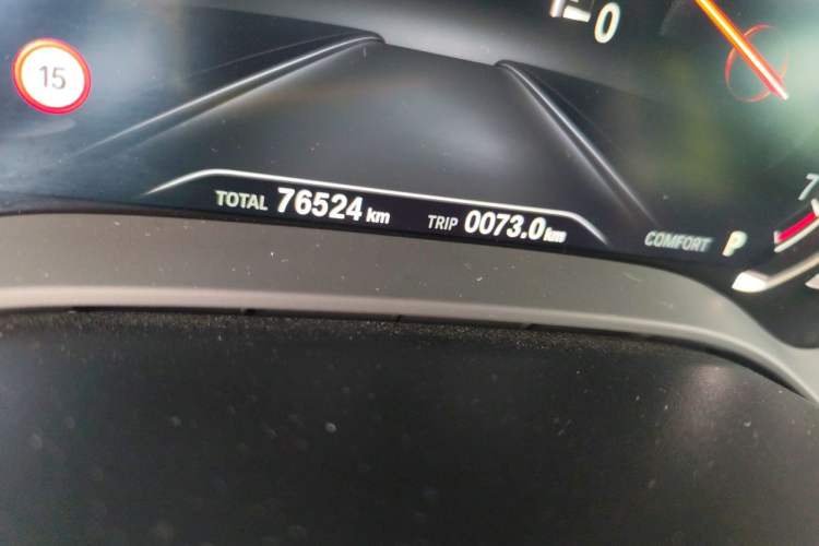 Used BMW 5 Series 2018 530Li Luxury Edition M Sport Package Odometer Close Up