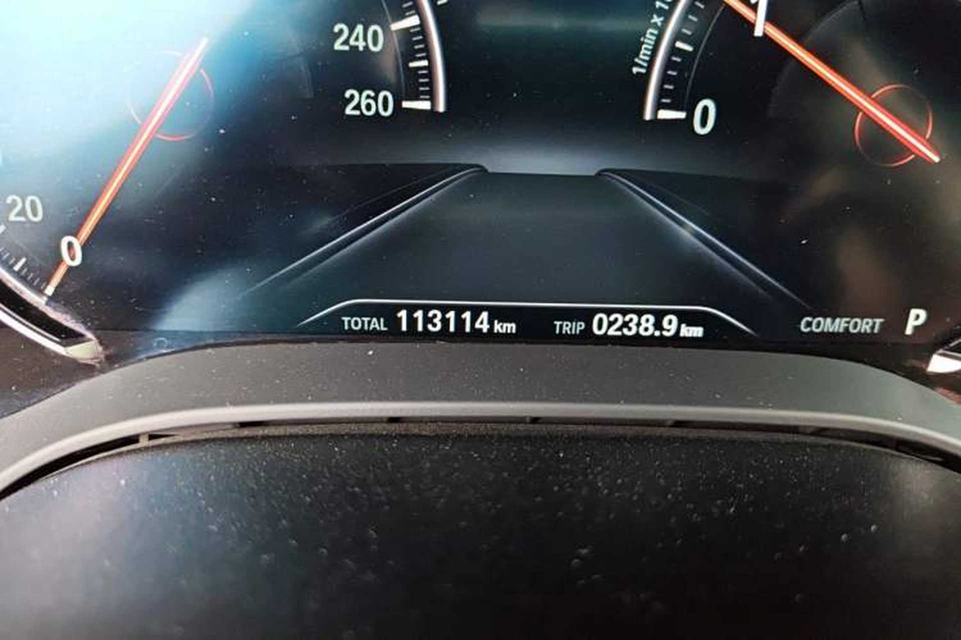 Used BMW 5 Series 2018 530Li Leading Model M Sport Package Odometer Close Up