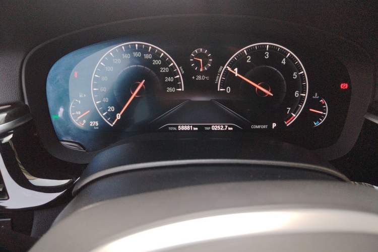 Used BMW 5 Series 2018 Restyled 530Li Leading Edition M Sport Package Odometer Close Up