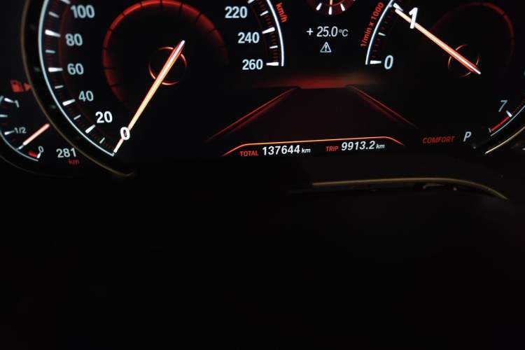 Used BMW 5 Series 2018 Restyled 530Li Leading Edition M Sport Package Odometer Close Up