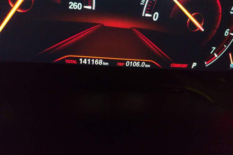 Used BMW 5 Series 2018 Restyled 530Li Leading Edition M Sport Package Odometer Close Up