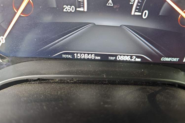 Used BMW 5 Series 2018 Restyled 530Li Leading Edition M Sport Package Odometer Close Up