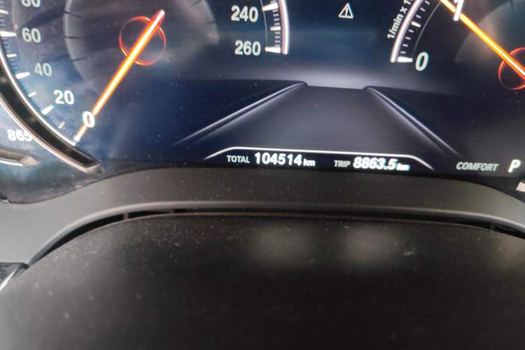 Used BMW 5 Series 2018 525Li M Sport Package Odometer Close Up