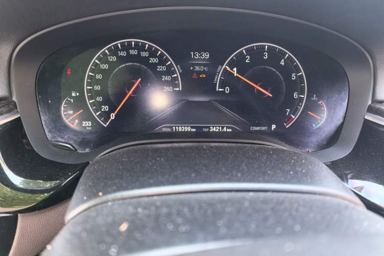 Used BMW 5 Series 2018 525Li M Sport Package Odometer Close Up