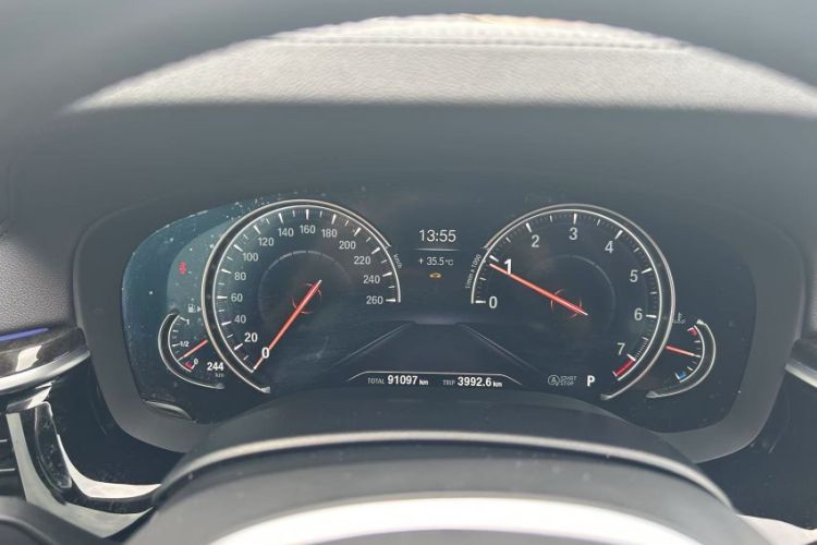 Used BMW 5 Series 2018 525Li M Sport Package Odometer Close Up