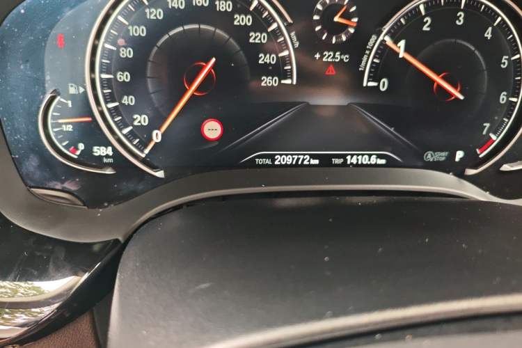 Used BMW 5 Series 2018 Revised 540Li Executive Edition Odometer Close Up