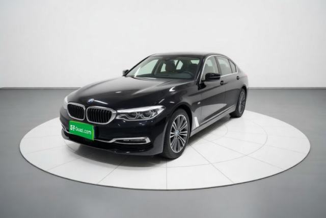 Ojetý BMW 5 Series 2018 Facelifted 530Li Luxury Edition Premium Package