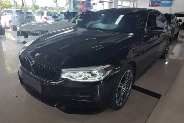 BMW 5 Series 2018 Restyled 530Li Leading Edition M Sport Package usado