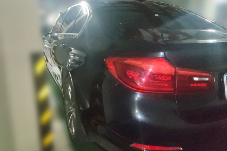 Used BMW 5 Series 2018 528Li Launch Special Edition Rear Left 45 Deg