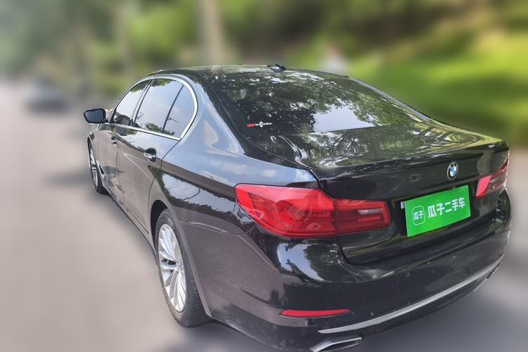 Used BMW 5 Series 2018 525Li Luxury Package Rear Left 45 Deg