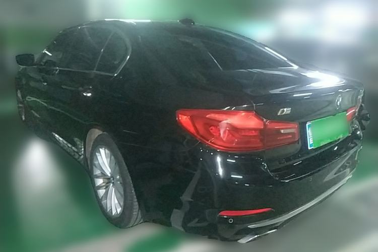 Used BMW 5 Series 2018 525Li Luxury Package Rear Left 45 Deg