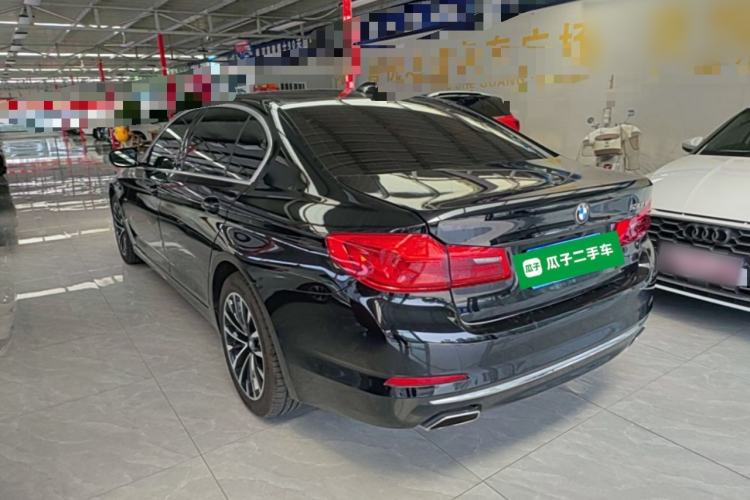 Used BMW 5 Series 2018 525Li Luxury Package Rear Left 45 Deg