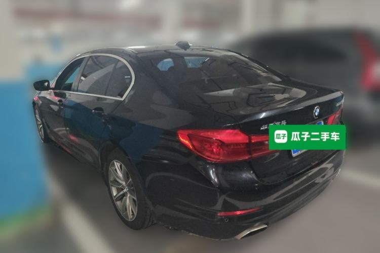 Used BMW 5 Series 2018 528Li Launch Special Edition Rear Left 45 Deg