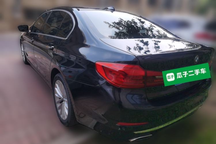 Used BMW 5 Series 2018 525Li Luxury Package Rear Left 45 Deg