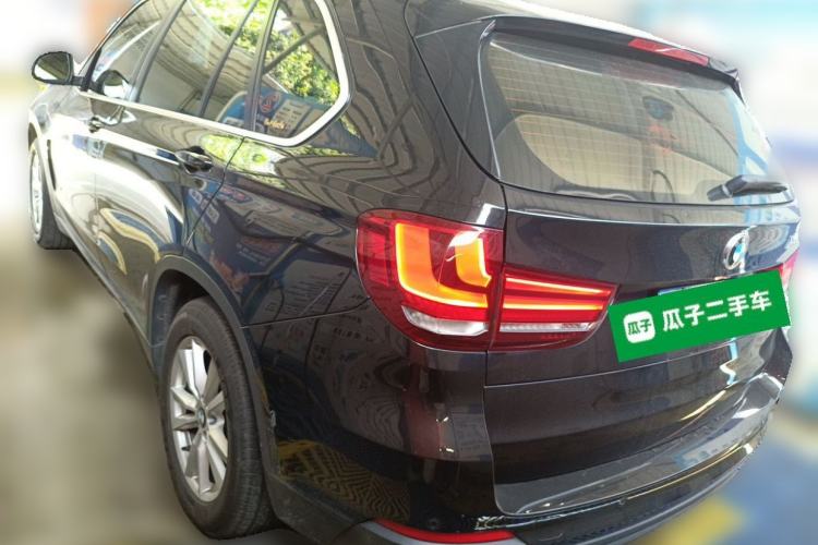 Used BMW 5 Series  Rear Left 45 Deg