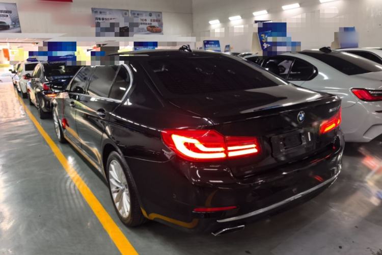 Used BMW 5 Series 2018 525Li Luxury Package Rear Left 45 Deg