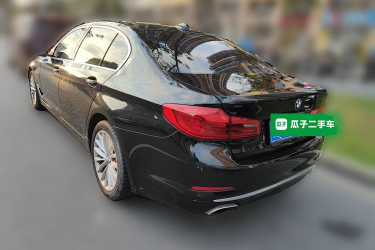 Used BMW 5 Series 2018 525Li Luxury Package Rear Left 45 Deg