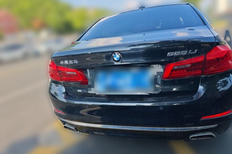 Used BMW 5 Series 2018 525Li Luxury Package Rear