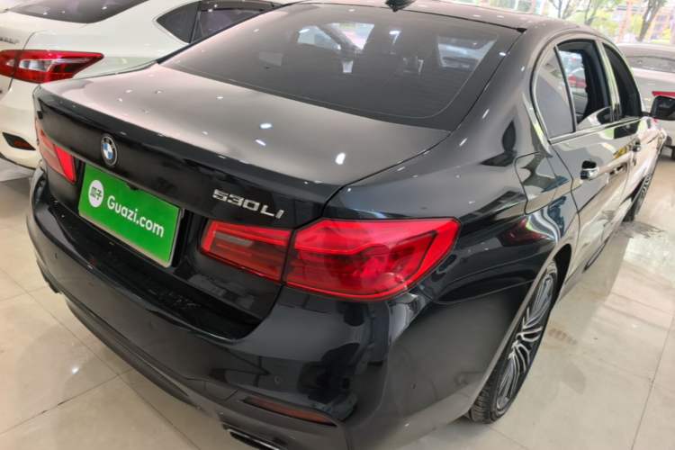 Used BMW 5 Series 2018 530Li Leading Model M Sport Package Rear Right 45 Deg
