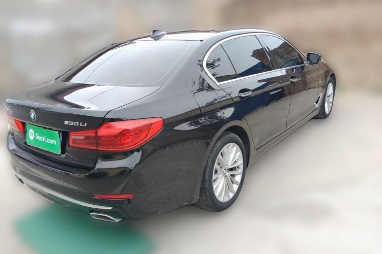 Used BMW 5 Series 2018 Revised Version 530Li Leading Edition Luxury Package Rear Right 45 Deg