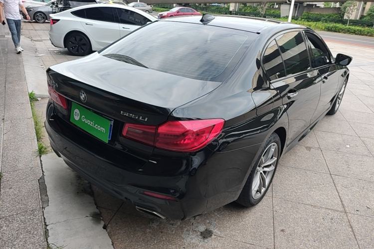 Used BMW 5 Series 2018 525Li M Sport Package Rear Right 45 Deg