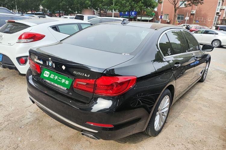Used BMW 5 Series 2018 Facelifted 530Li xDrive Luxury Package Rear Right 45 Deg