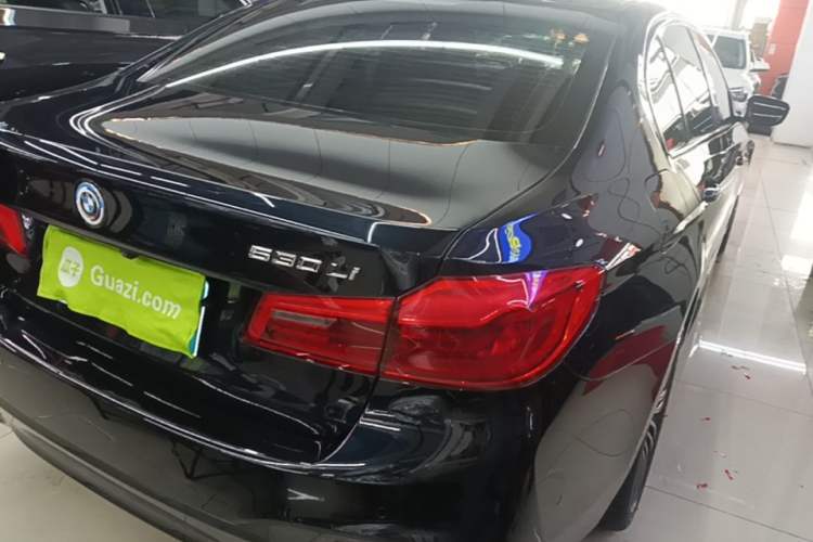Used BMW 5 Series 2018 530Li Luxury Edition M Sport Package Rear Right 45 Deg