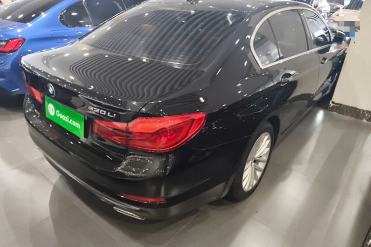 Used BMW 5 Series 2018 530Li xDrive Luxury Package Rear Right 45 Deg