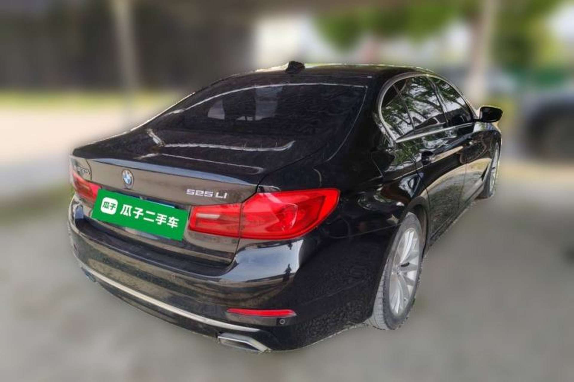 Used BMW 5 Series 2018 525Li Luxury Package Rear Right 45 Deg