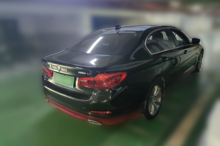 Used BMW 5 Series 2018 528Li Launch Special Edition Rear Right 45 Deg