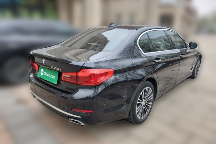 Used BMW 5 Series 2018 Facelifted 530Li Luxury Edition Premium Package Rear Right 45 Deg