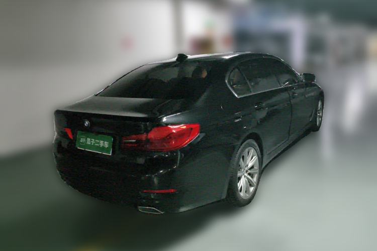 Used BMW 5 Series 2018 528Li Launch Special Edition Rear Right 45 Deg