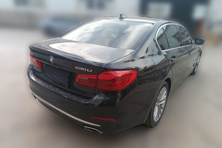 Used BMW 5 Series 2018 530Li Leading Edition Luxury Package Rear Right 45 Deg